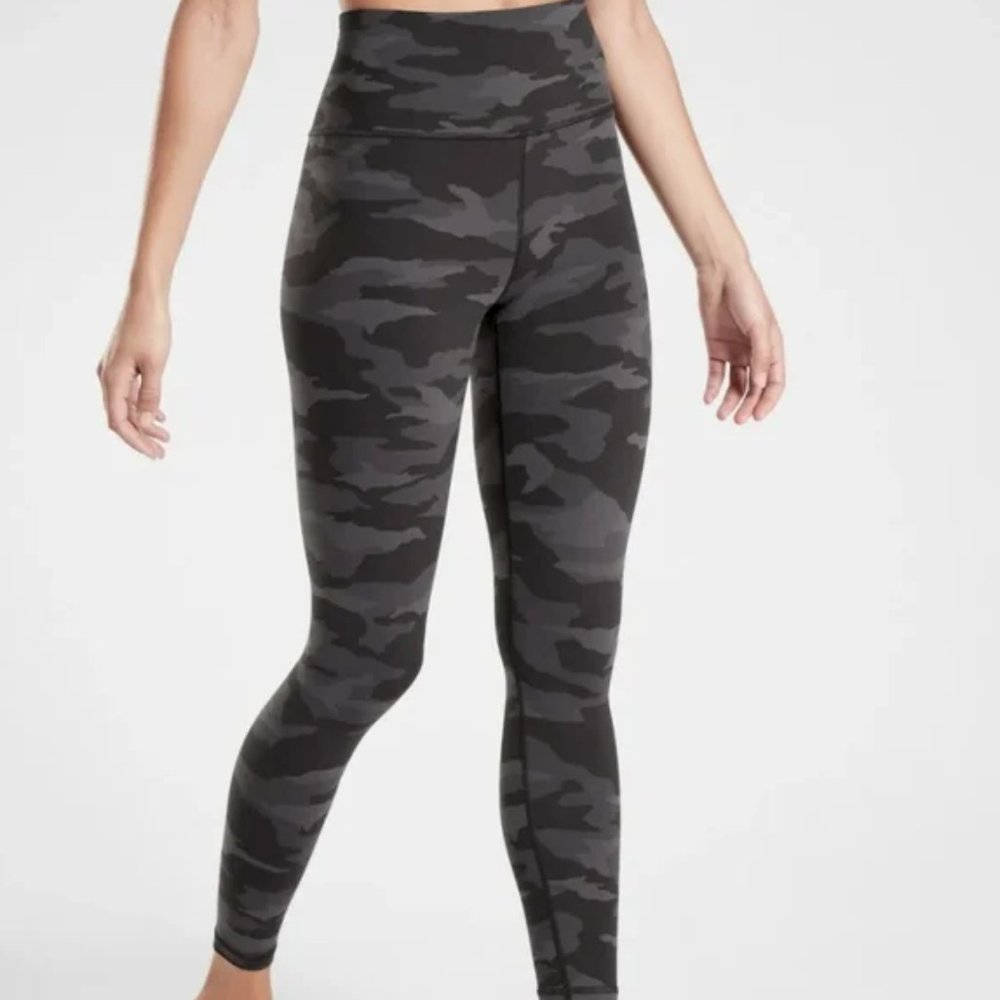 Athleta Elation 7/8 Tight in Light Camo